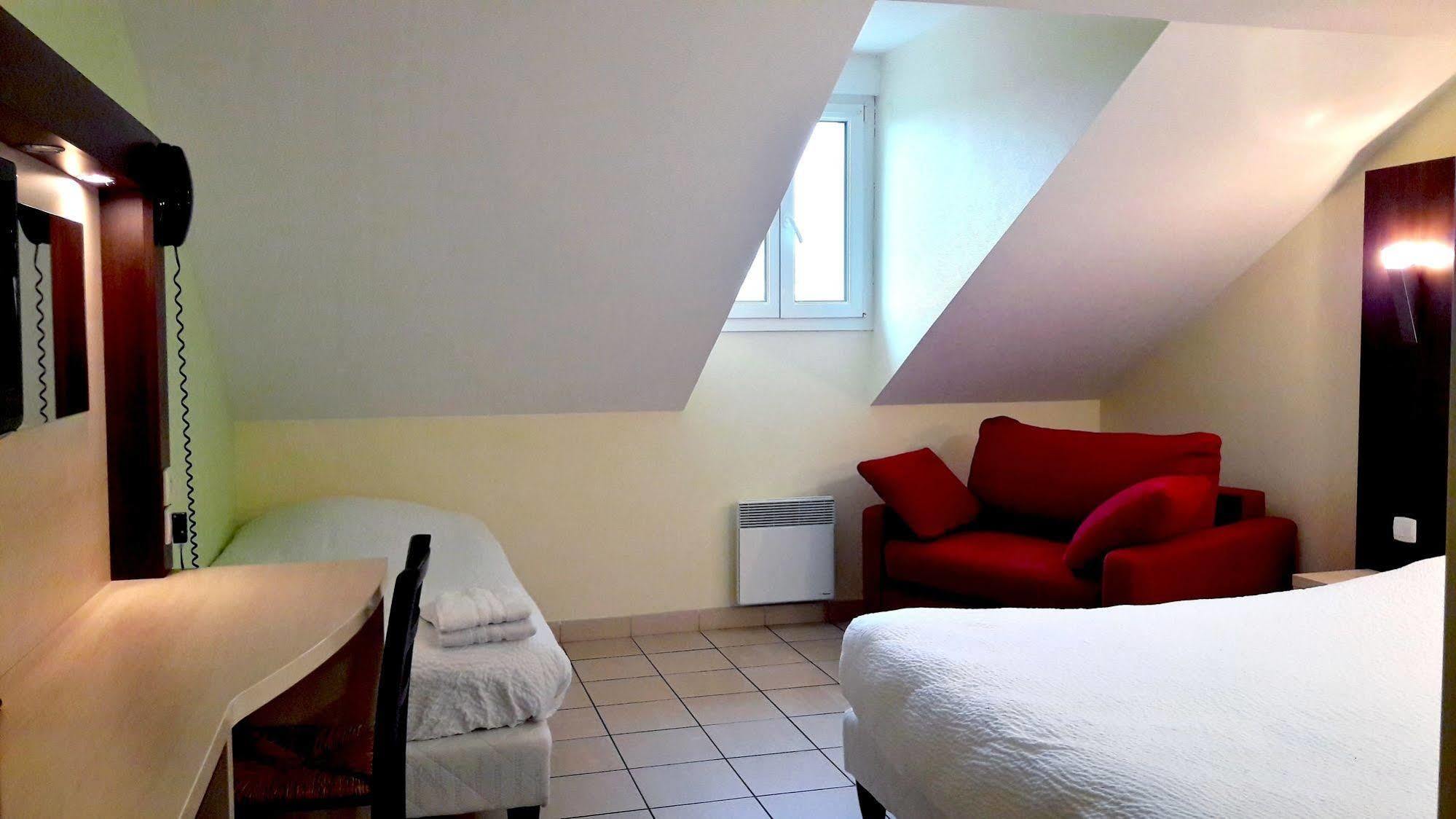 Logis Jum'Hotel Saints-Geosmes Εξωτερικό φωτογραφία
